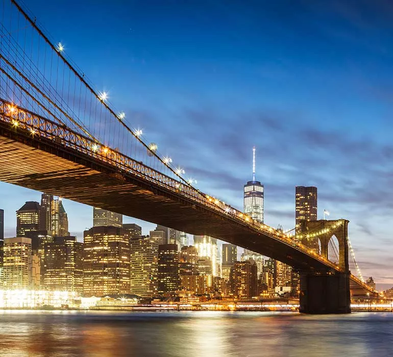 Photo des gratte-ciels de New York la nuit